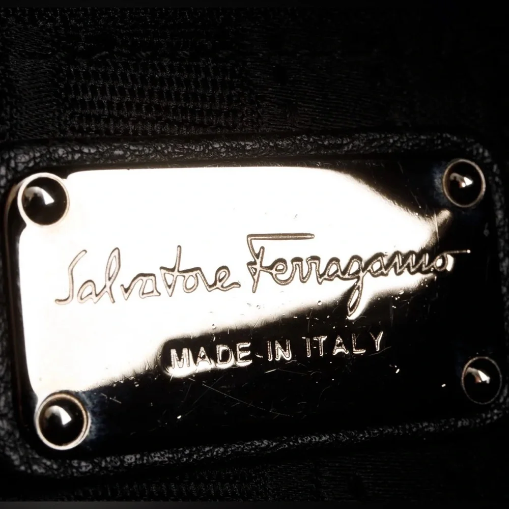 Salvatore Ferragamo Isabel Boston bag - Picture 12 of 14